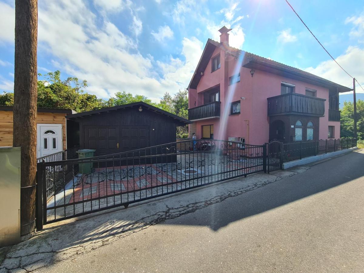 Apartmán In Pavlovic Banja Koviljača Exteriér fotografie